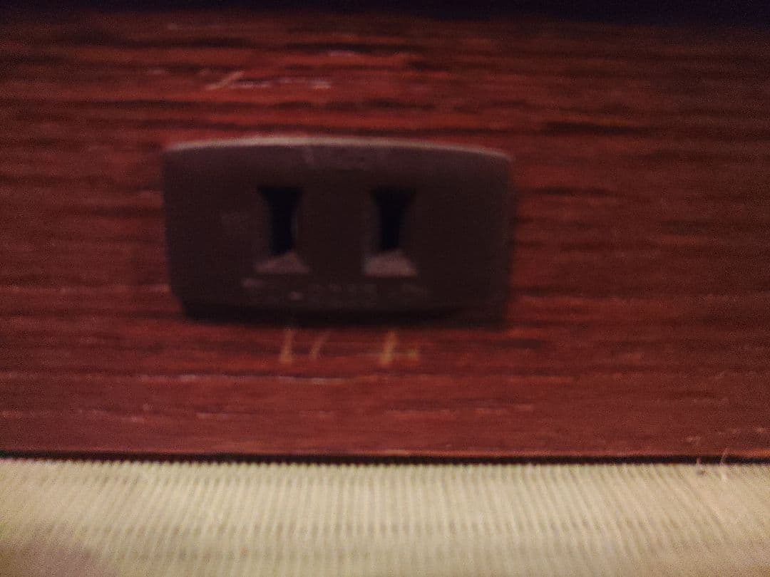 希少　ドレッサー　天然木　チェスト　キャビネット　ミエミラー　高級　アンティーク