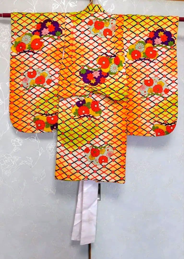 RK404アンティーク子供着物着丈77センチ裄丈38センチしつけ糸付き綺麗美品