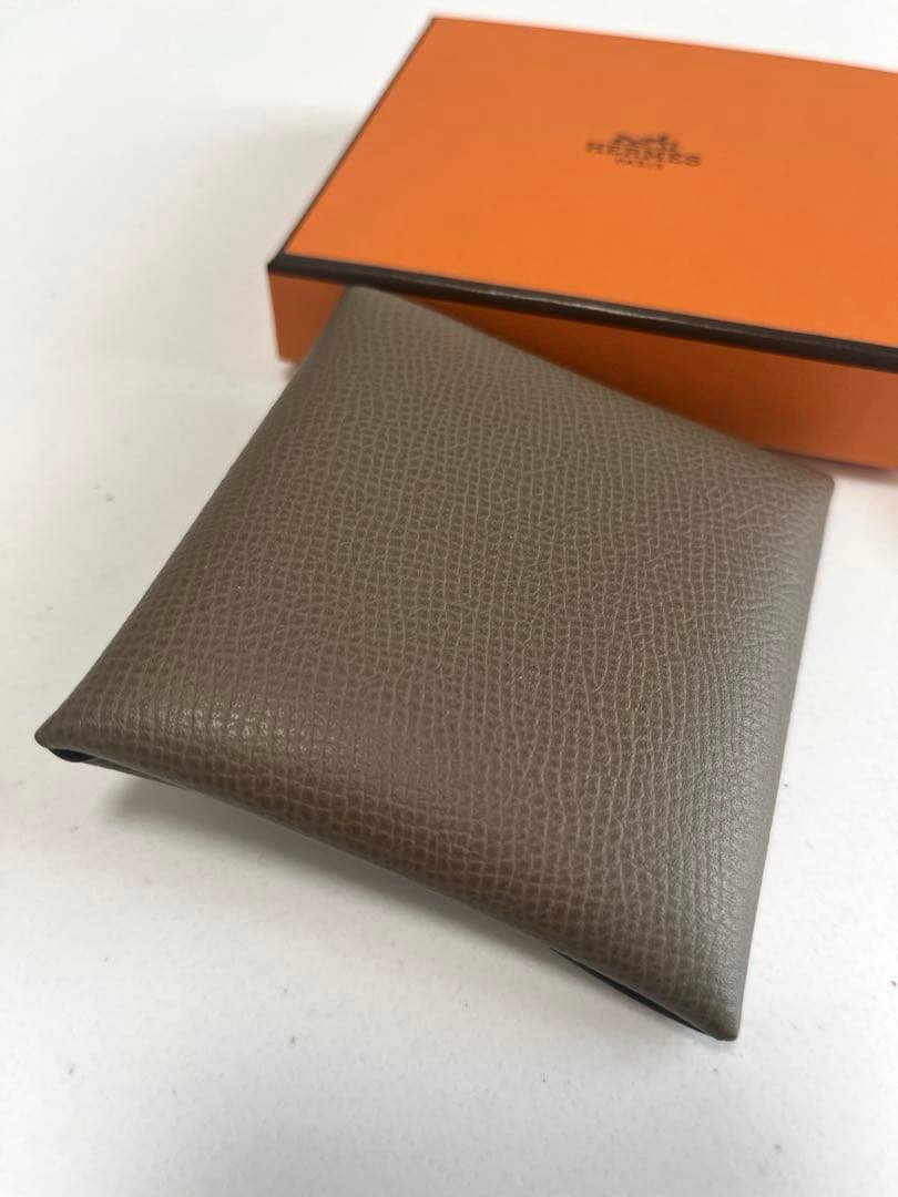 美品　HERMES エルメス　バスティア　ケース　エトゥープ