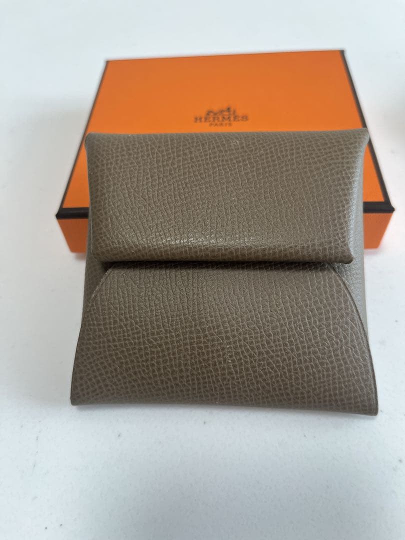 美品　HERMES エルメス　バスティア　ケース　エトゥープ