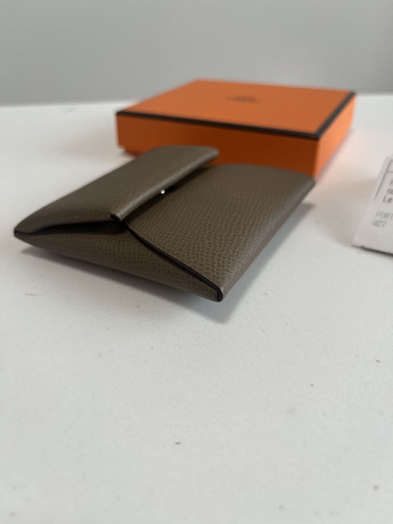 美品　HERMES エルメス　バスティア　ケース　エトゥープ