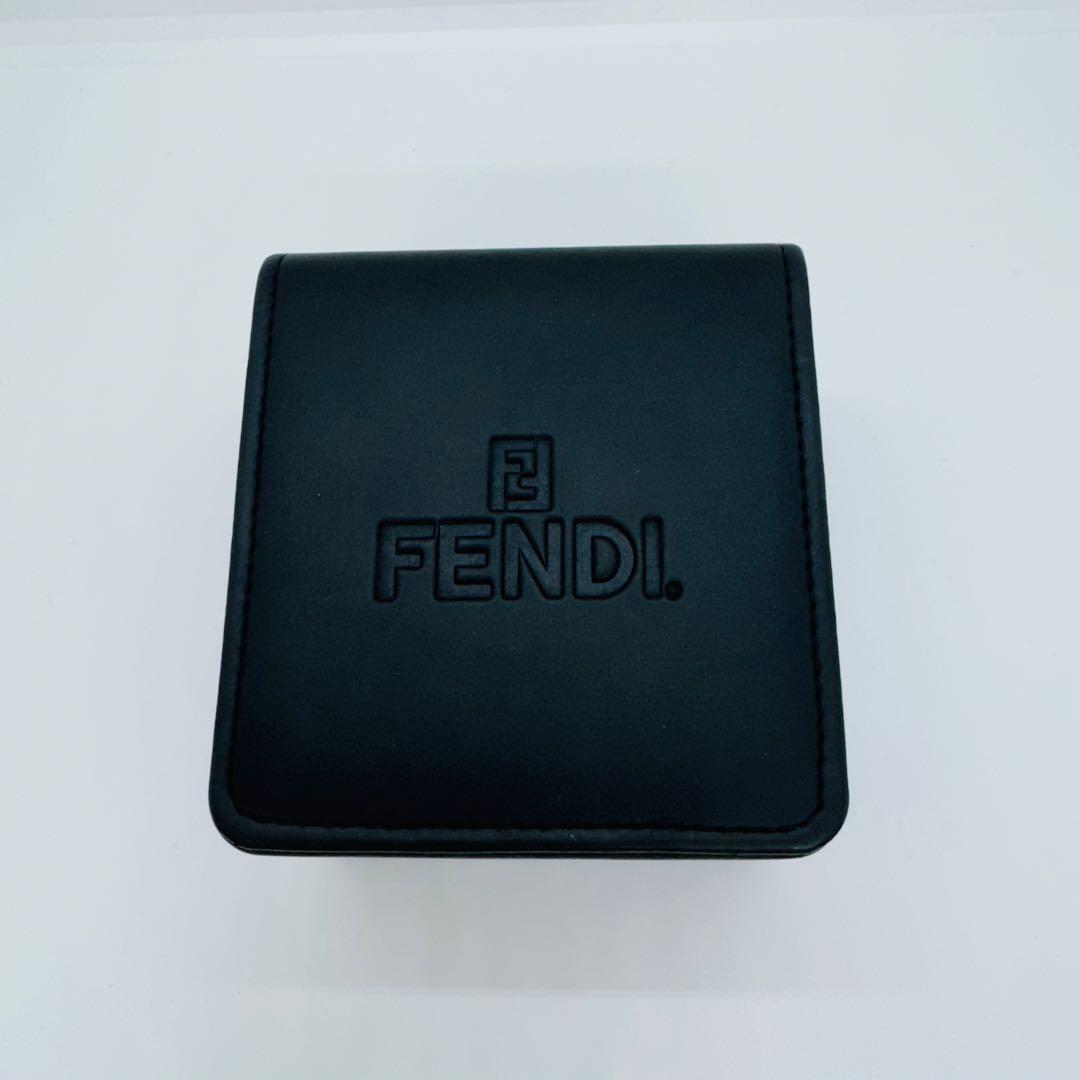 ✨FENDI✨フェンディ✨750L✨オロロジ✨ピンク文字盤✨ズッカ✨腕時計✨