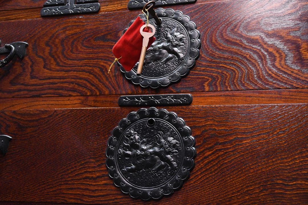 CFC7 長谷川和夫作 伝統工芸 岩谷堂箪笥 8段 整理タンス チェスト 鍵付き