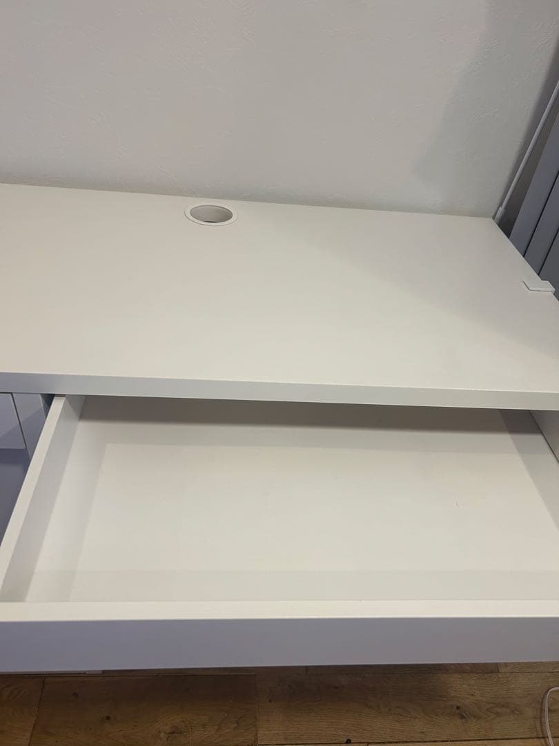 IKEAミッケデスク