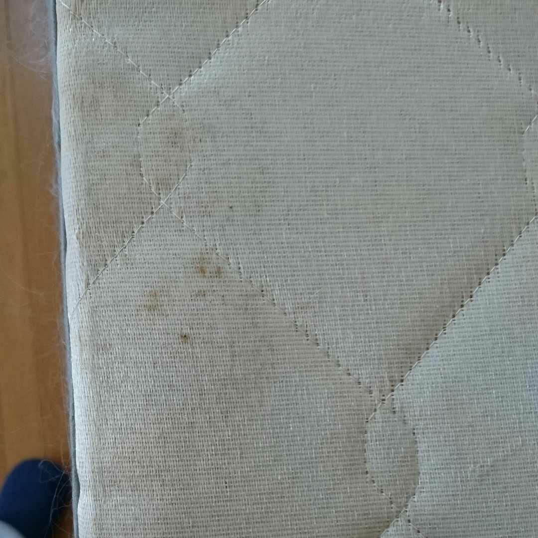 大塚家具で購入したキングスダウン製のセミダブルベッド①