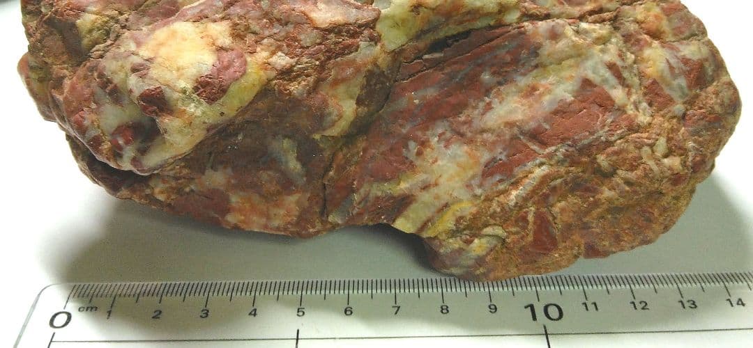 天然石 原石 1.8kg 佐渡赤玉石の可能性／レッドジャスパー系（鑑定なし）