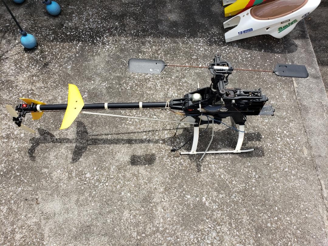 ⭐大幅限定割引・Amigoエンジン RCヘリ 大型コクピット・TAYA