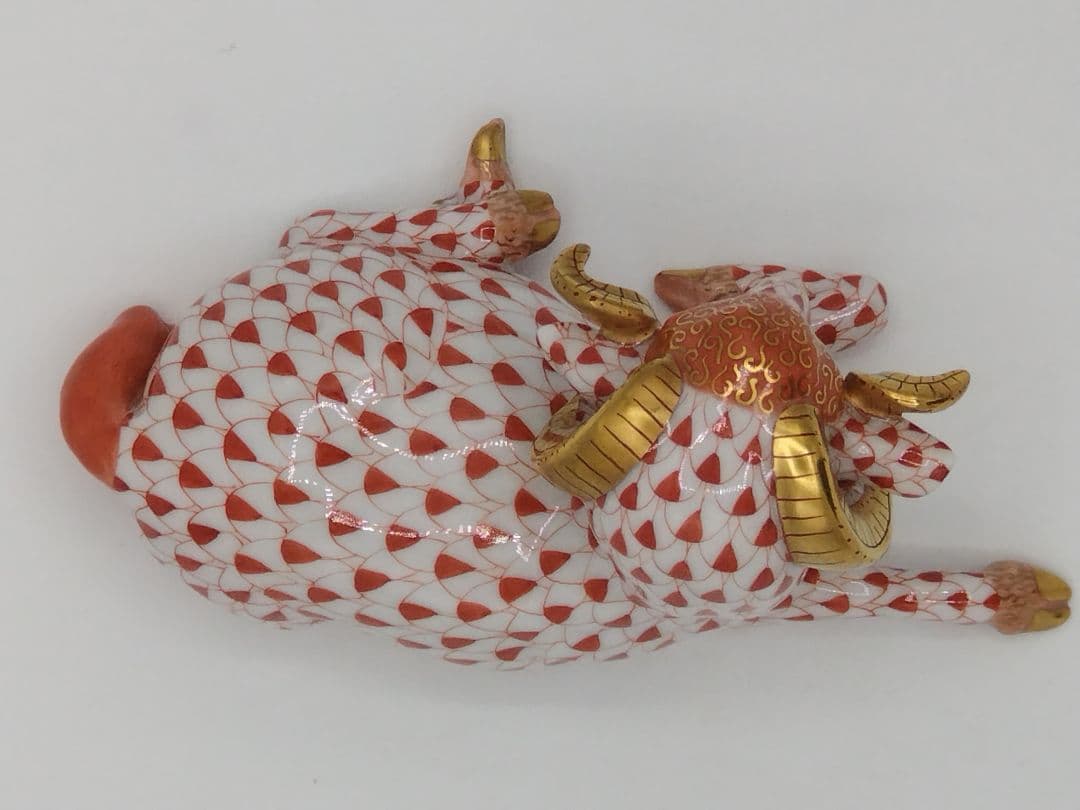 ヘレンド　干支シリーズ 「未(ひつじ)」金彩仕上げ 置物　フィギュリン磁器