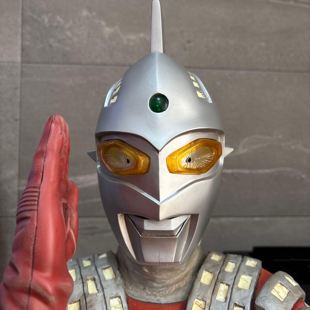 パラノイア工房 究極完成品 ハイパーホビー ウルトラセブン 特大