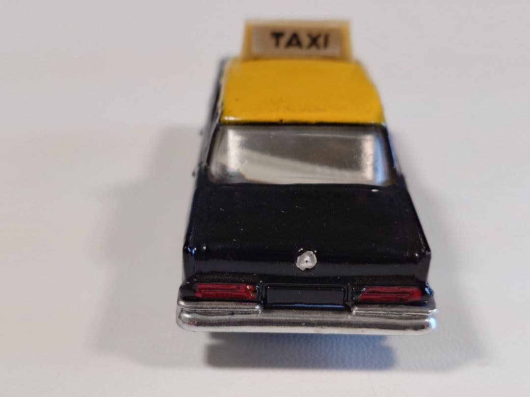 ミニカー nicky toys mercedes benz taxi
