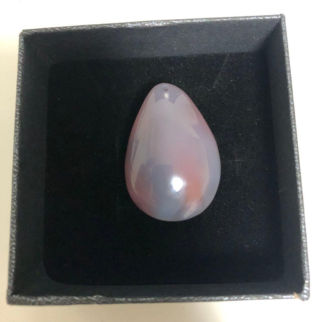 縁結び 女陰 ヌードメノウ 生命の源 女性器 趣味 天然石 瑪瑙 彫り物 D91