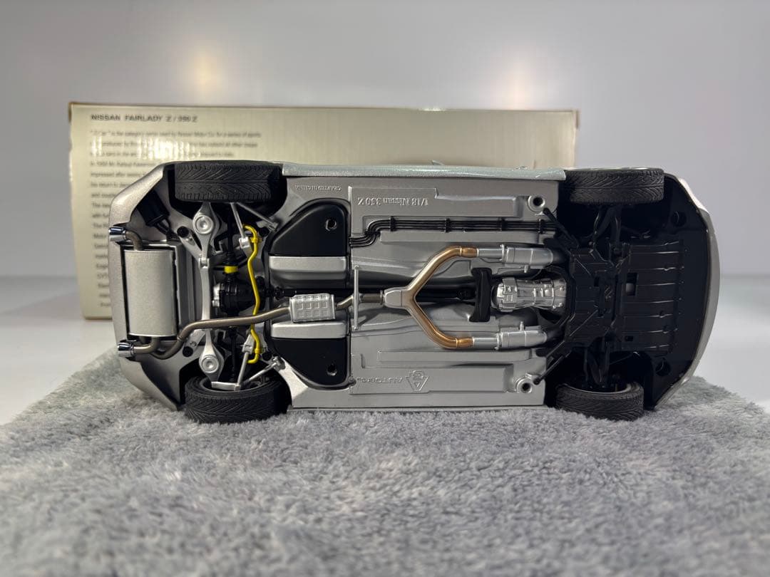 Nissan Fairlady Z 350Z ミニカー 1/18 AUTOart
