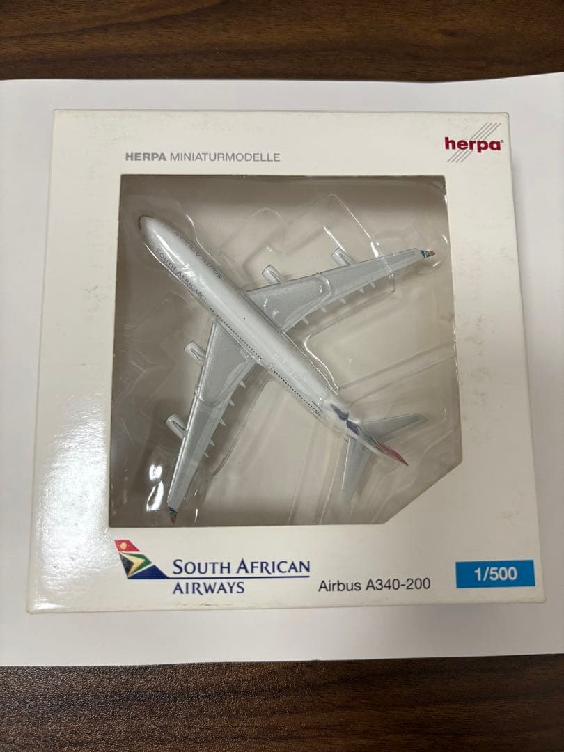 南アフリカ航空 A340-200 herpa 1/500 - メルカリ