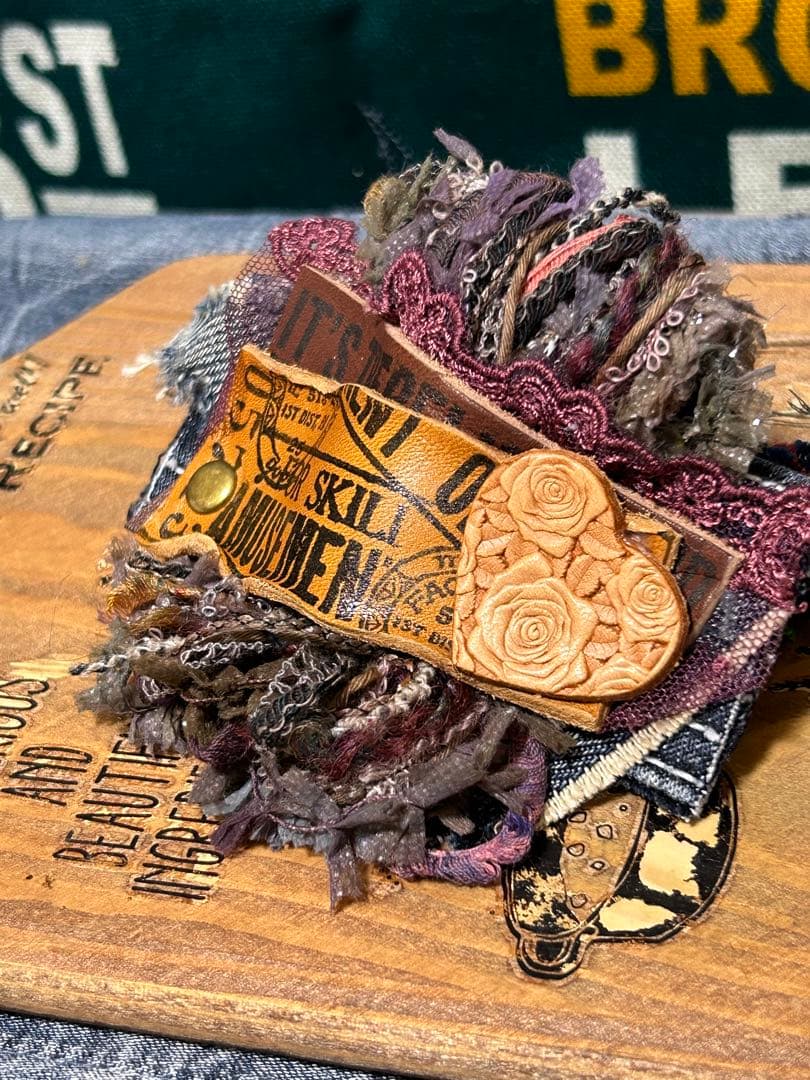 ヘアークリップ　ダークな夜☆ No.423