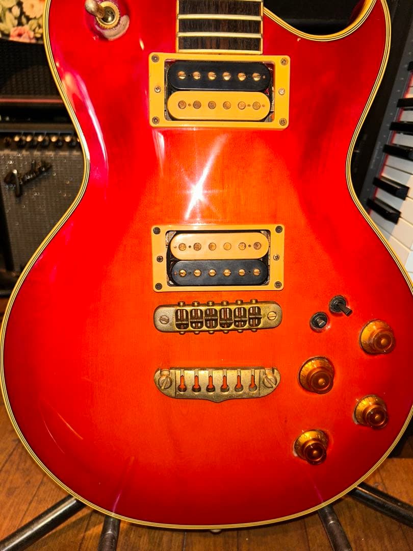 ピ*ク様 AriaPro2 / アリアプロ2 エレキギター　中古品　(送料込)