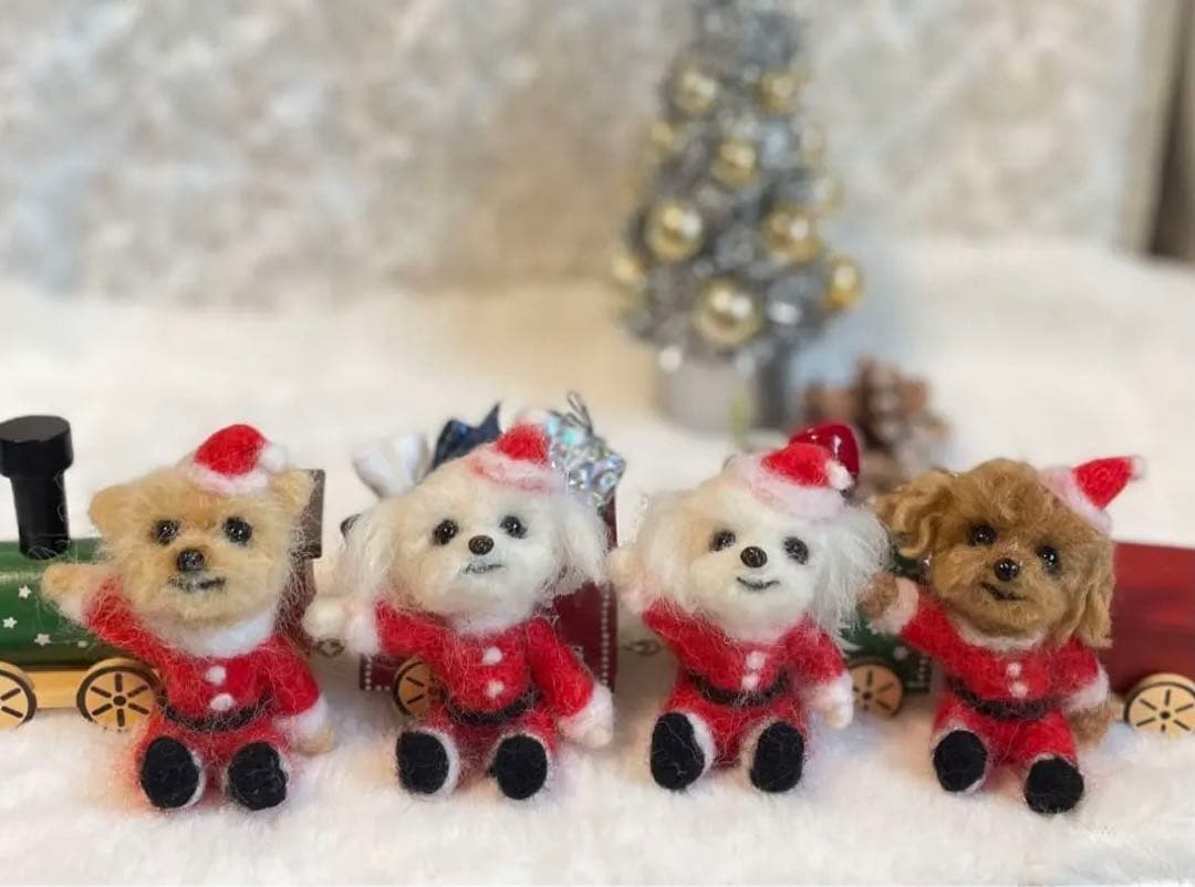 匿名発送 ☆rara トイプードル 機関車 クリスマス サンタ 置物 ツリー