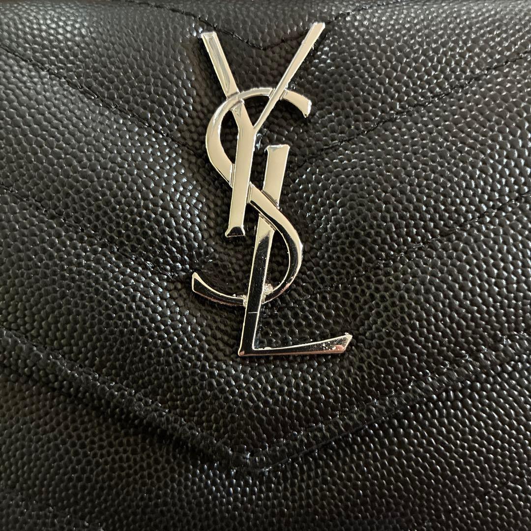 Yves Saint Laurent ブラック財布