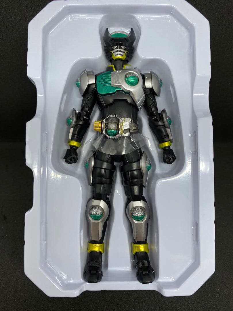 S.H.Figuarts 真骨彫製法 仮面ライダーバース