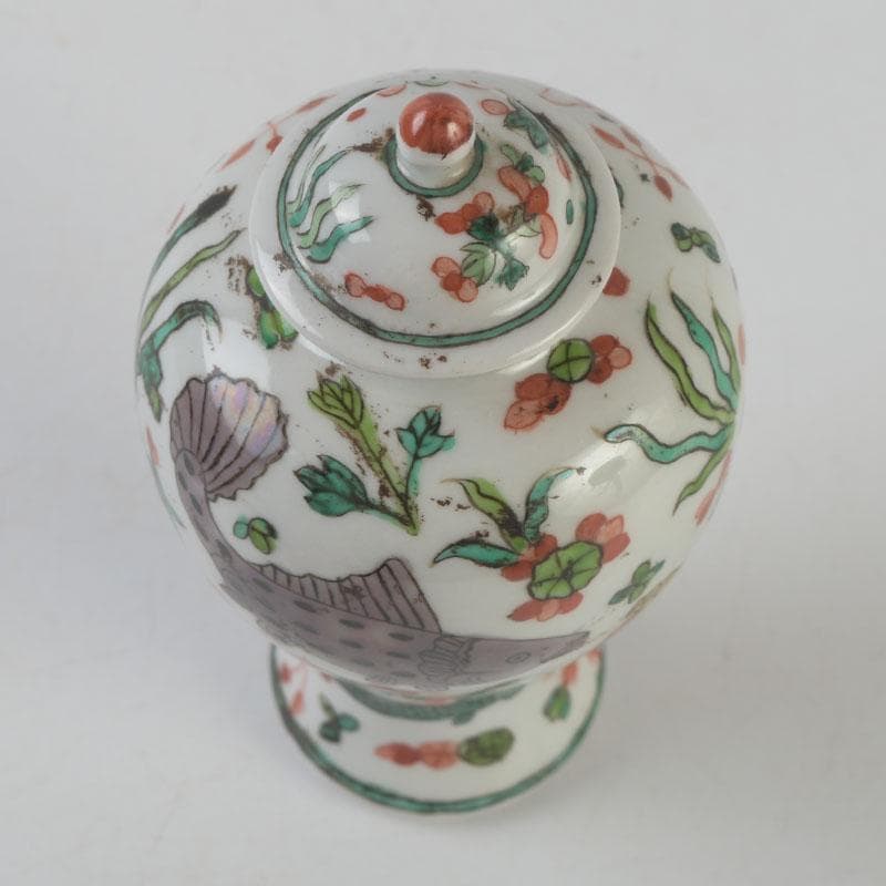 中国 大明嘉靖年製 赤絵 魚藻文 蓋壷 Z 8620 - メルカリ