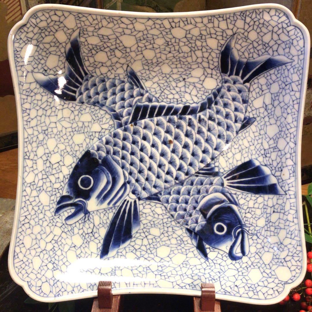 A893 古伊万里　染付　鯉に氷烈紋様　隅入角皿　1尺