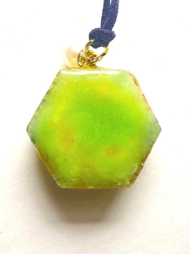 お試し価格！プリザーブドフラワー薔薇　ドライフラワー　霞草　ネックレス