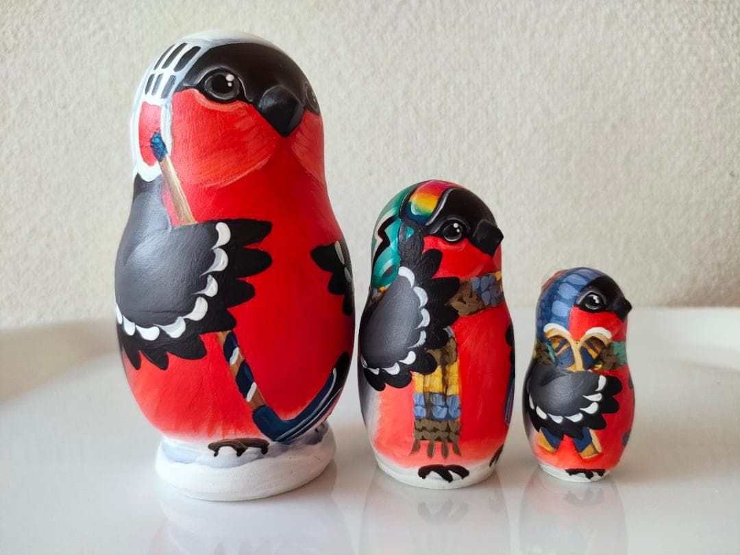 【CBT113】10cm級 マトリョーシカ (中) スベトラーナ ウソ/うその鳥