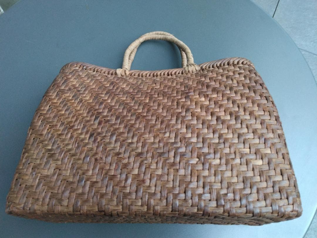 【商品】国産　山ぶどう手提げかご