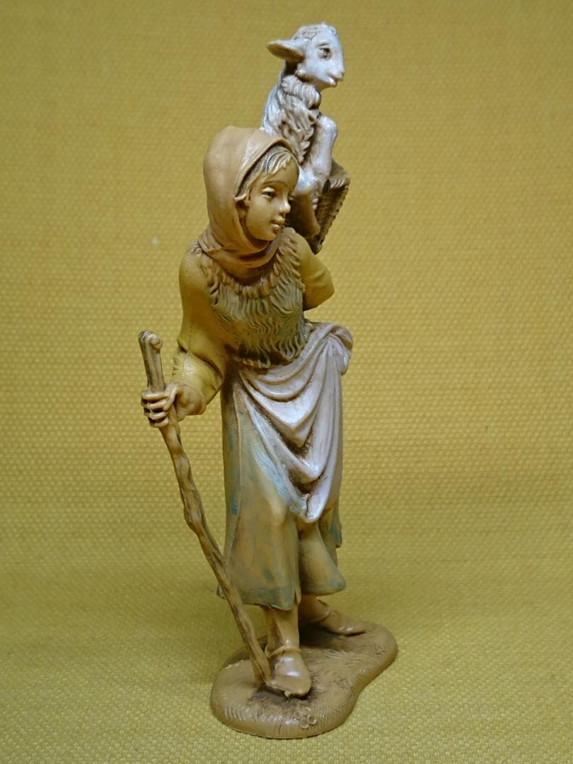 人形　彫像　イタリア　オブジェ　置物　インテリア　工芸品　美術品　A1630