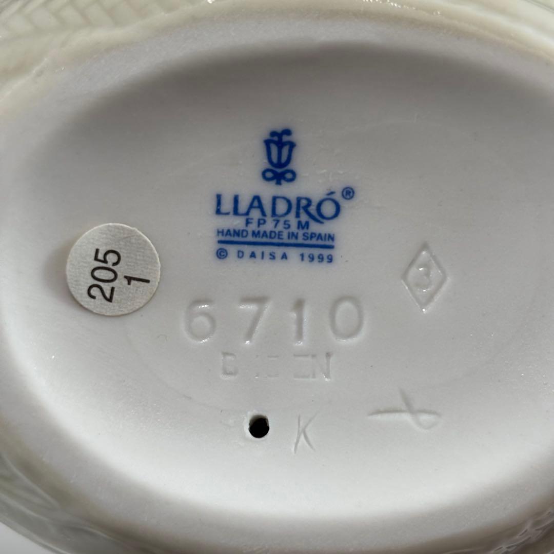 美品 LLADRO リヤドロ 6710 私の夢 アート　置物 陶器 赤ちゃん