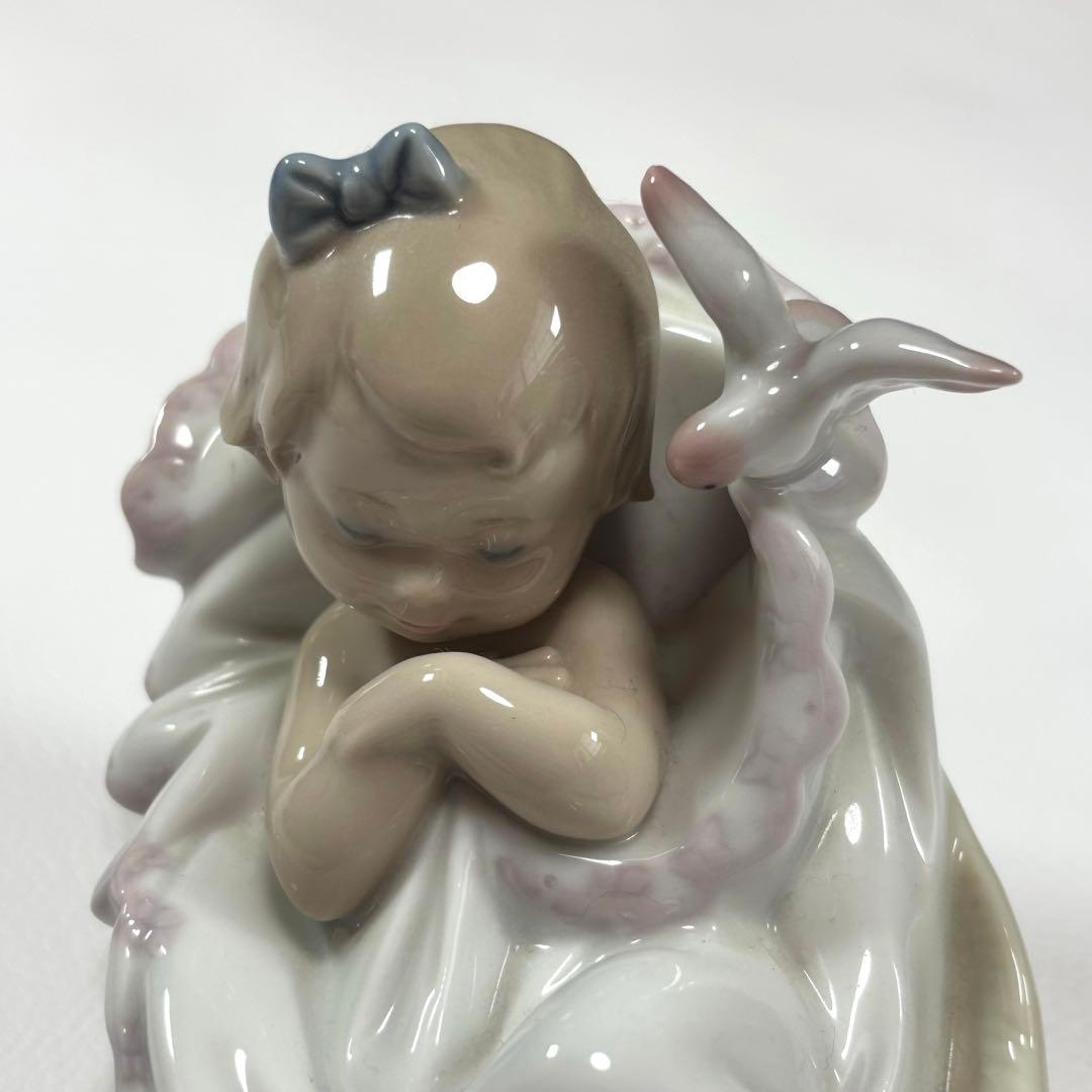 美品 LLADRO リヤドロ 6710 私の夢 アート　置物 陶器 赤ちゃん