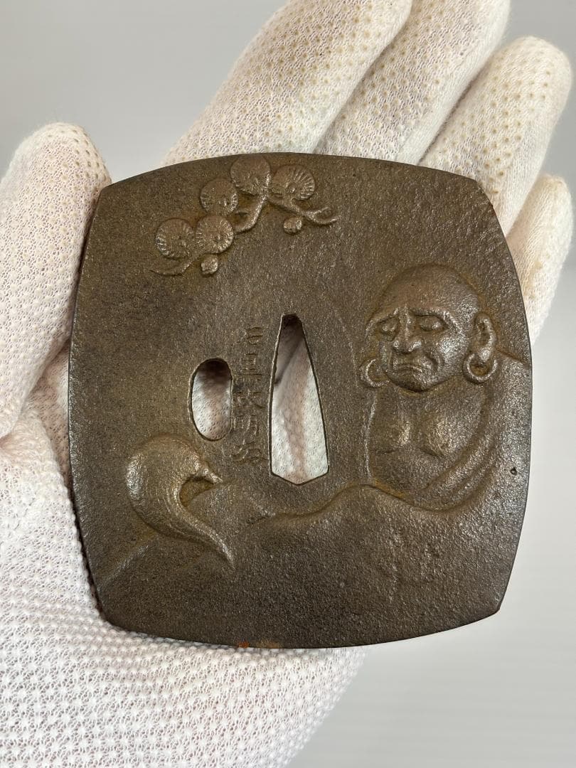 鍔(つば) 石黒正明作 鉄製 日本刀 明治時代 仏像と山 アンティーク