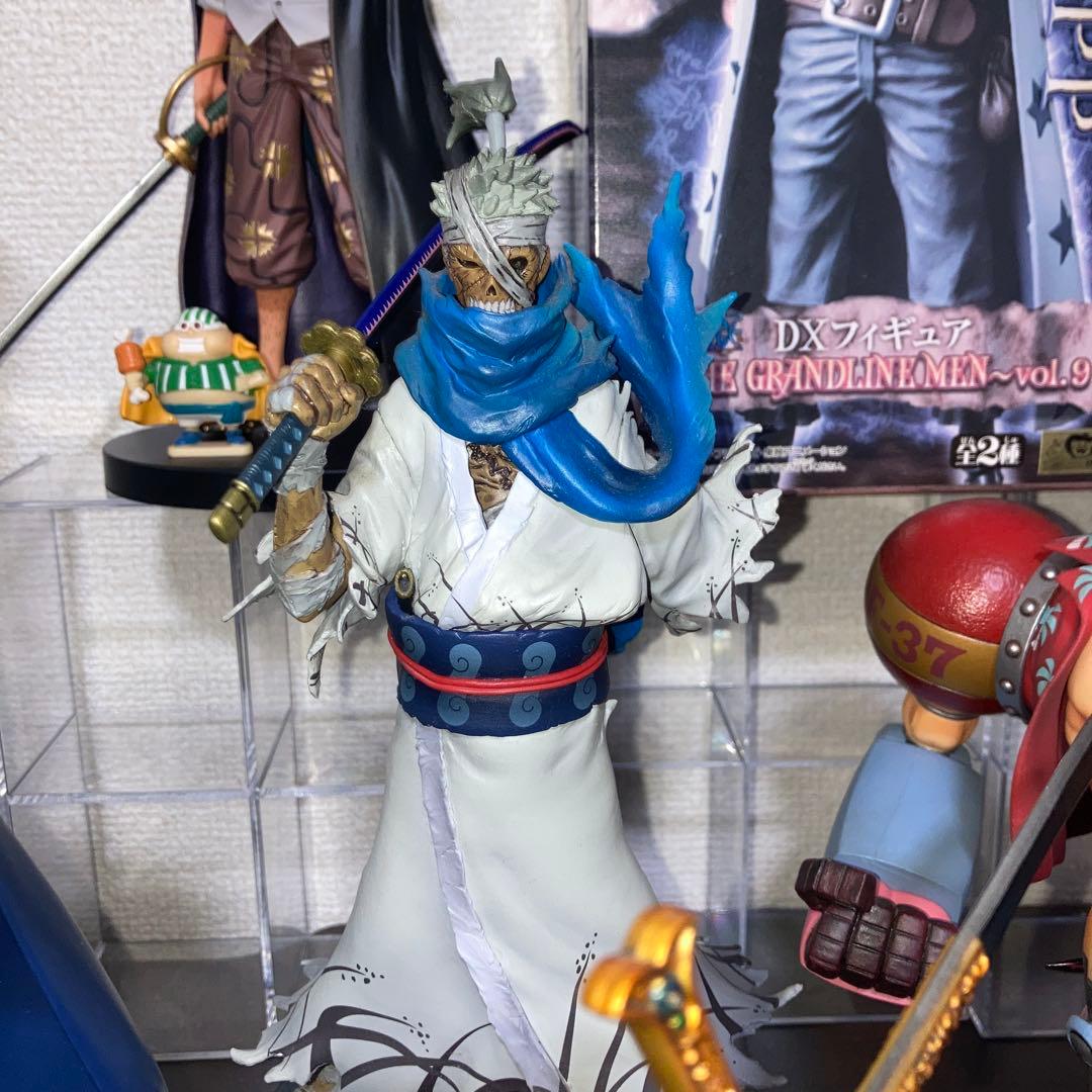 ワンピース フィギュア 14体 まとめ売り - メルカリ