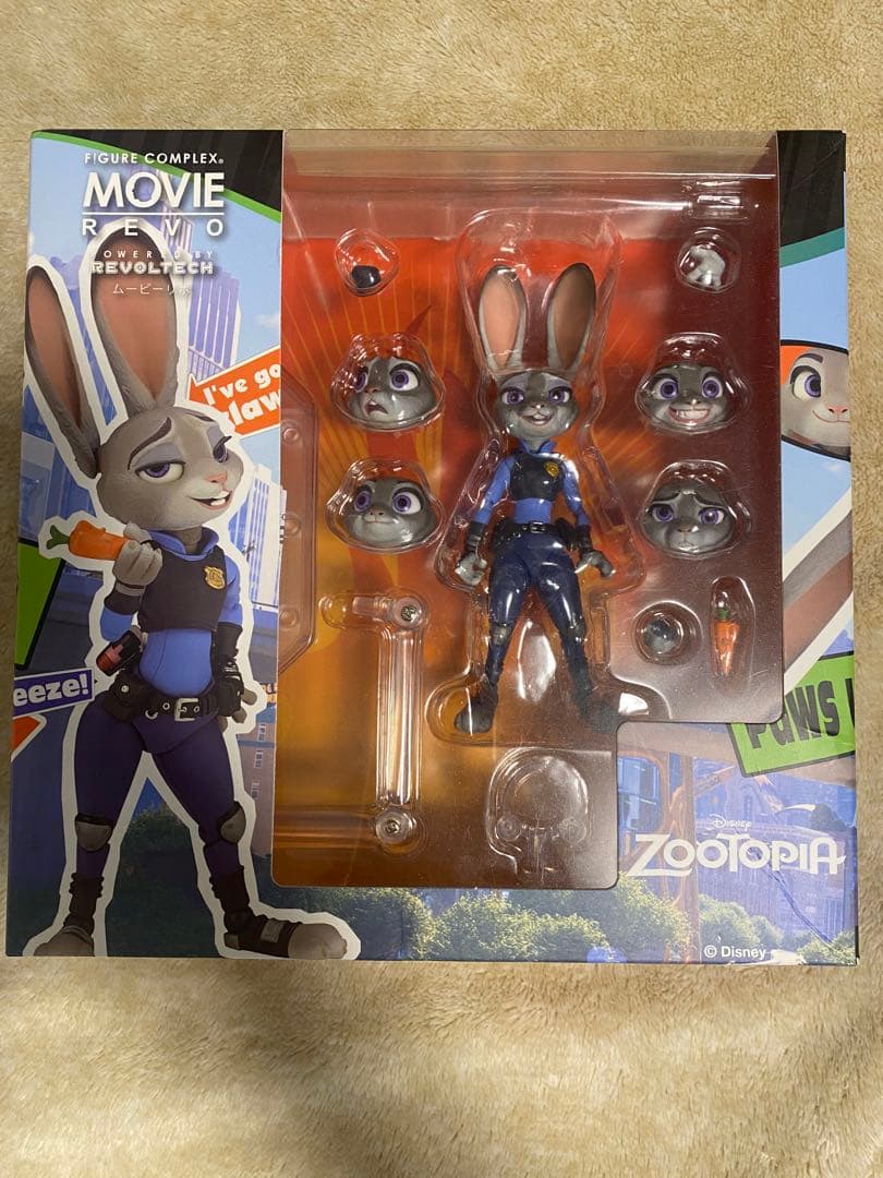 ズートピア フィギュアセット (ニック・ワイルド & ジュディ・ホップス)