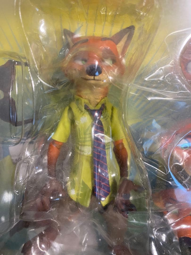 ズートピア フィギュアセット (ニック・ワイルド & ジュディ・ホップス)