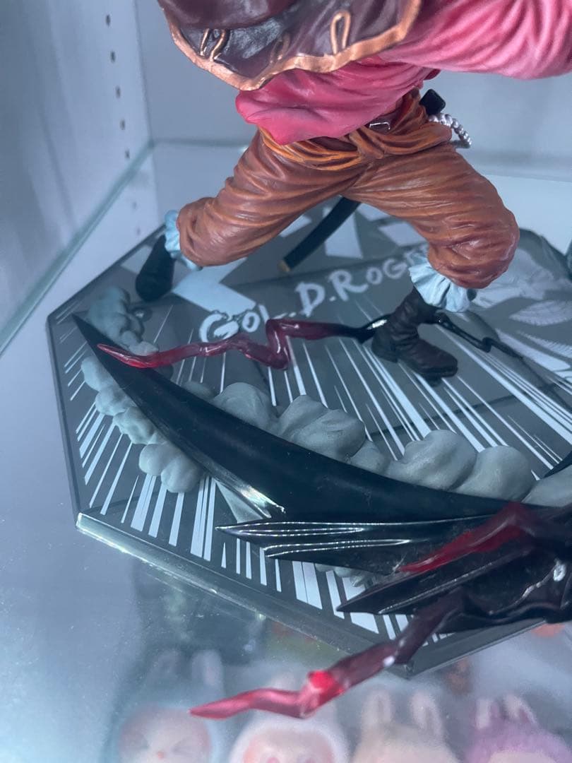 【訳あり】フィギュアーツZERO 超激戦 ゴール・Ｄ・ロジャー 神避 フィギュア