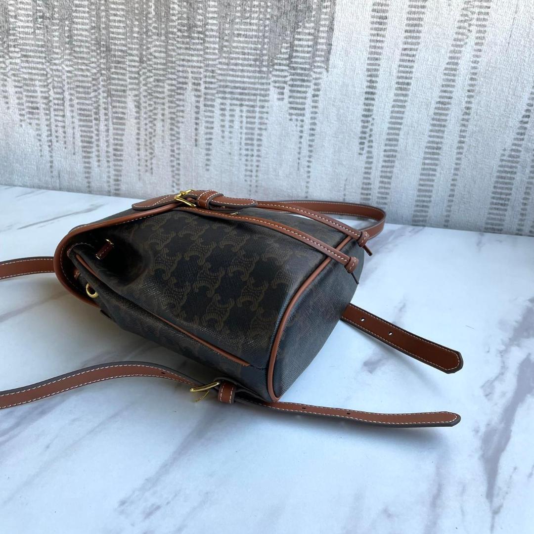 Folco Triomphe Canvas ダークブラウン キャンバス リュック