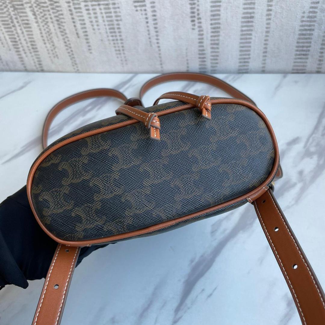 Folco Triomphe Canvas ダークブラウン キャンバス リュック