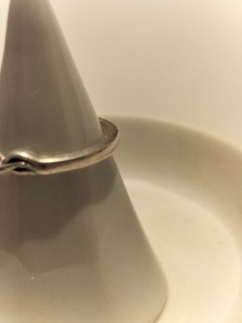 シルバー 波状デザインリング