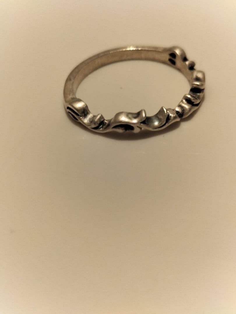 シルバー 波状デザインリング
