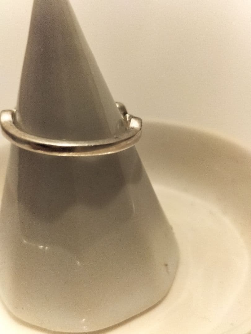 シルバー 波状デザインリング