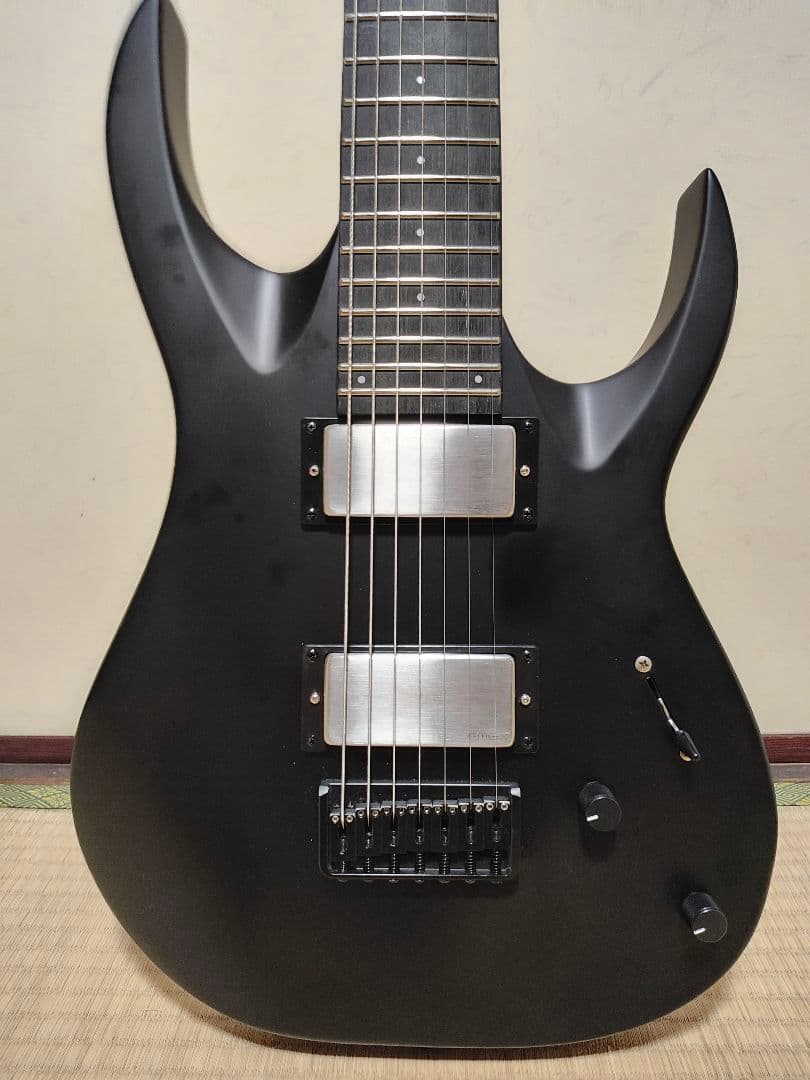 S by Solar 4.7C-E　7弦ギター EMGカスタム