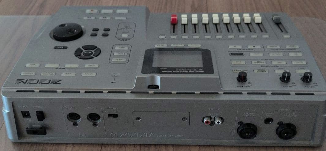 起動品 ZOOM MRS-802 マルチトラックレコーダー CD-RW搭載 - メルカリ