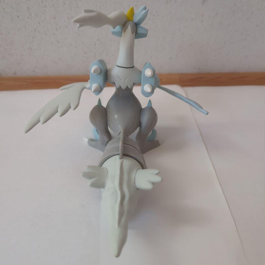 立体ポケモン図鑑 ブラックキュレム オーバードライブ ホワイト