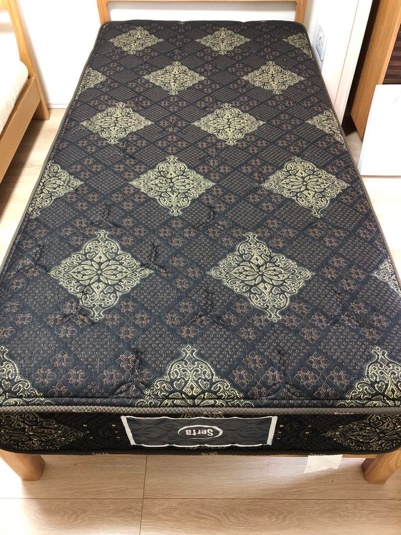 サータ　シングル　マットレス