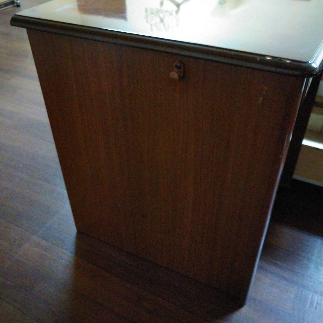 ミッキーマウス木製机 4引き出し ブラウン