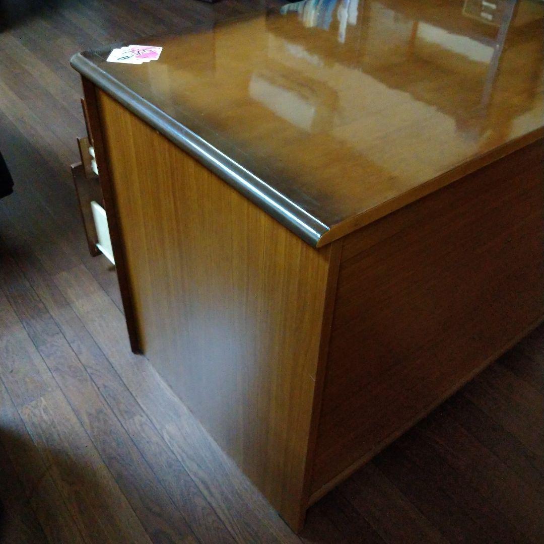 ミッキーマウス木製机 4引き出し ブラウン