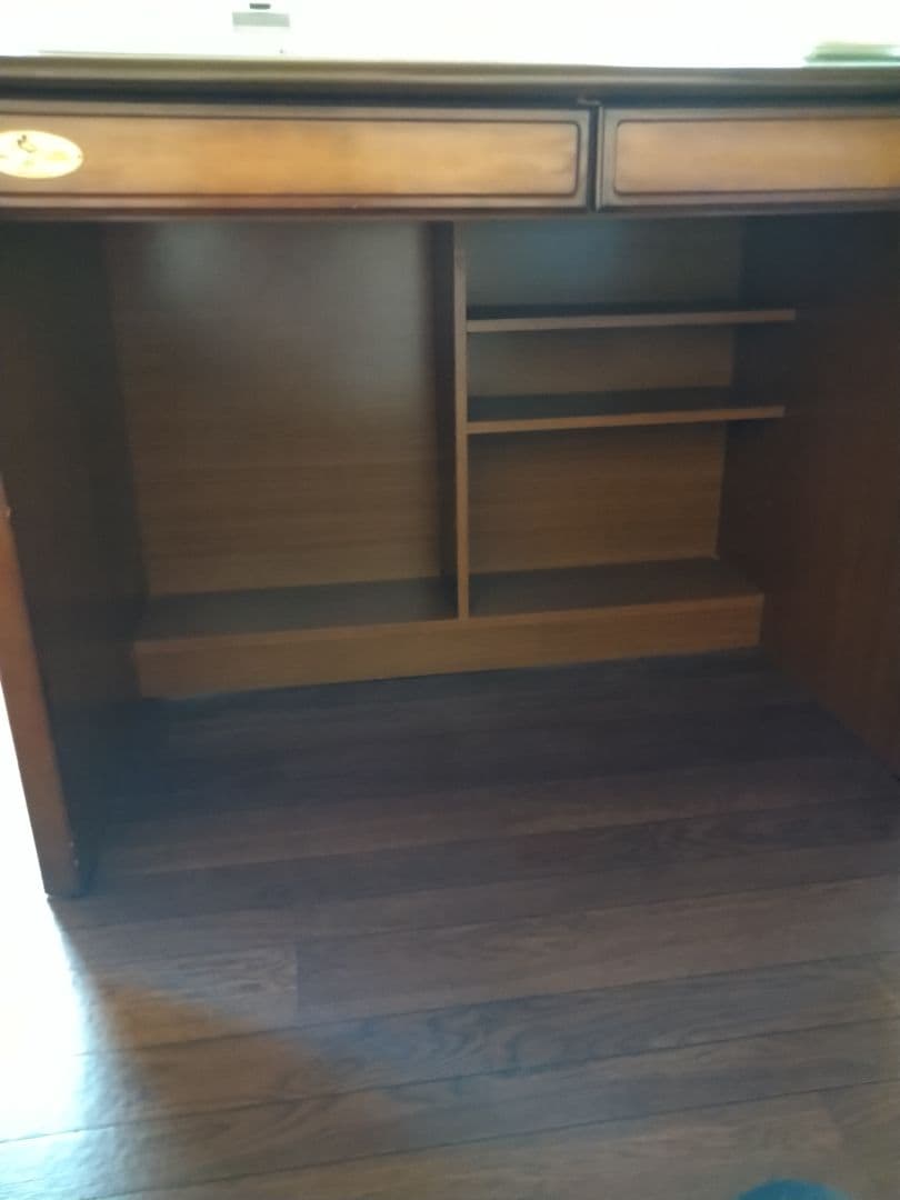 ミッキーマウス木製机 4引き出し ブラウン