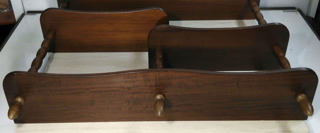 ナジコ Najiko 壁掛けシェルフ 壁掛け棚 飾り棚 昭和レトロ