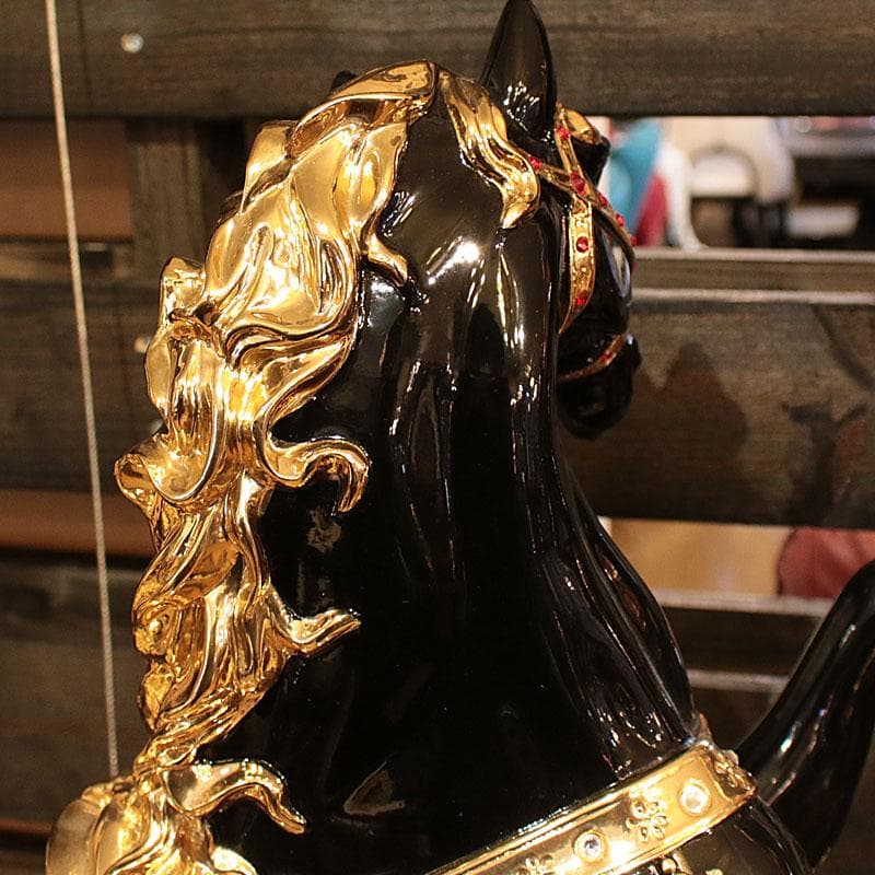 跳ね馬のオブジェ 黒馬 置物 風水 インテリア 113-301