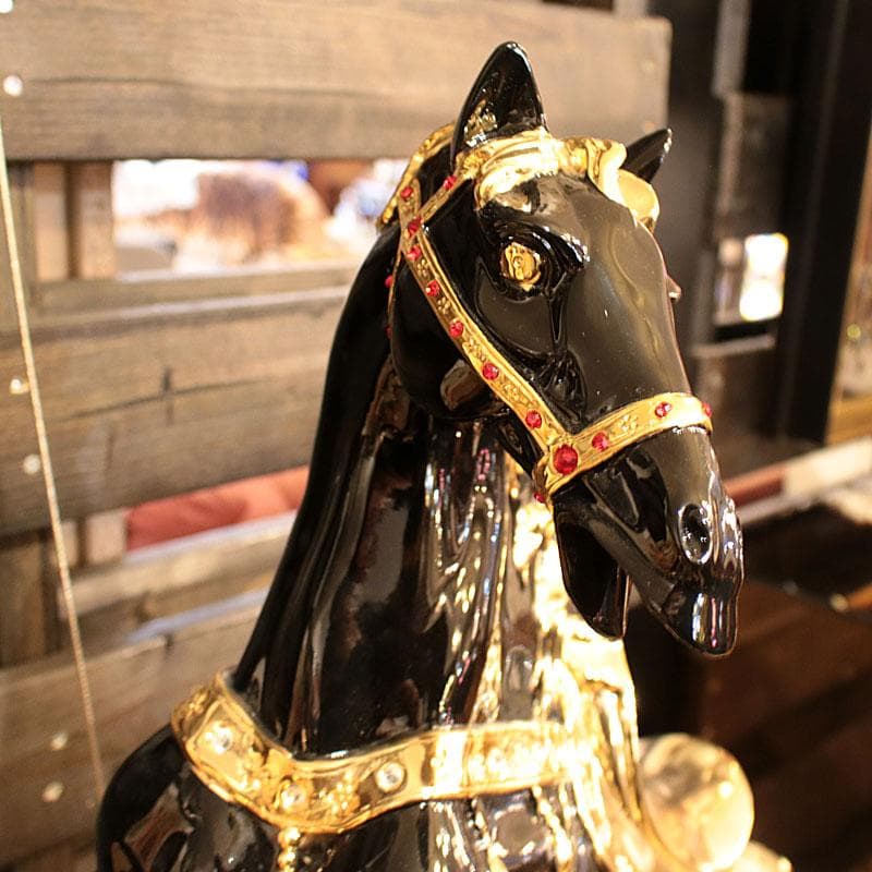 跳ね馬のオブジェ 黒馬 置物 風水 インテリア 113-301